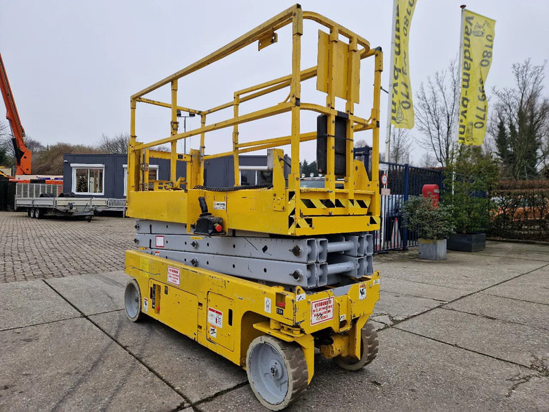 Genie GS2032 elektrisch werkhoogte 8m. met keuring - Scissor lift: picture 3 Genie GS2032 elektrisch werkhoogte 8m. met keuring - Scissor lift: picture 3
