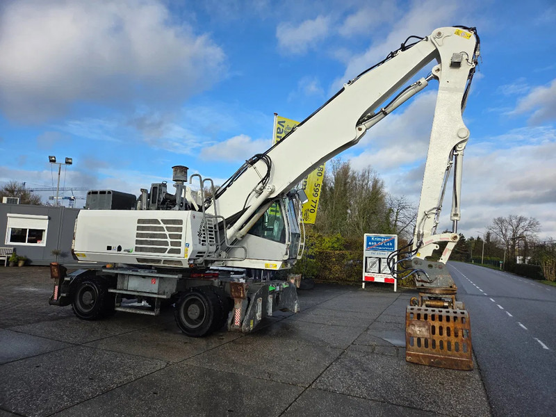 Sennebogen 821 overslagkraan met sorteergrijper - Waste/ Industry handler: picture 2 Sennebogen 821 overslagkraan met sorteergrijper - Waste/ Industry handler: picture 2