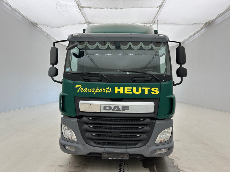 DAF CF 280 - Curtainsider truck: picture 2 DAF CF 280 - Curtainsider truck: picture 2