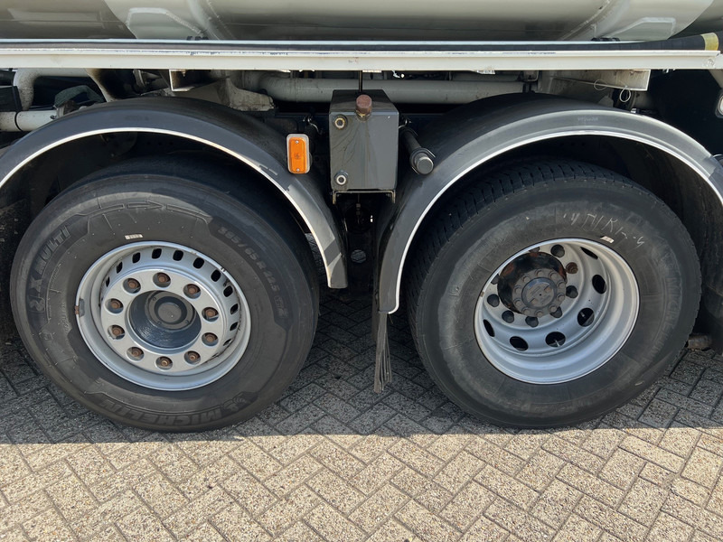 Tank truck DAF CF75.310 - 6x2: picture 7 Tank truck DAF CF75.310 - 6x2: picture 7