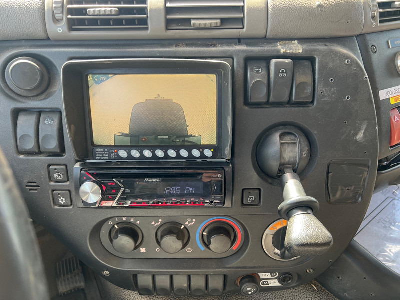 Tank truck DAF CF75.310 - 6x2: picture 13 Tank truck DAF CF75.310 - 6x2: picture 13