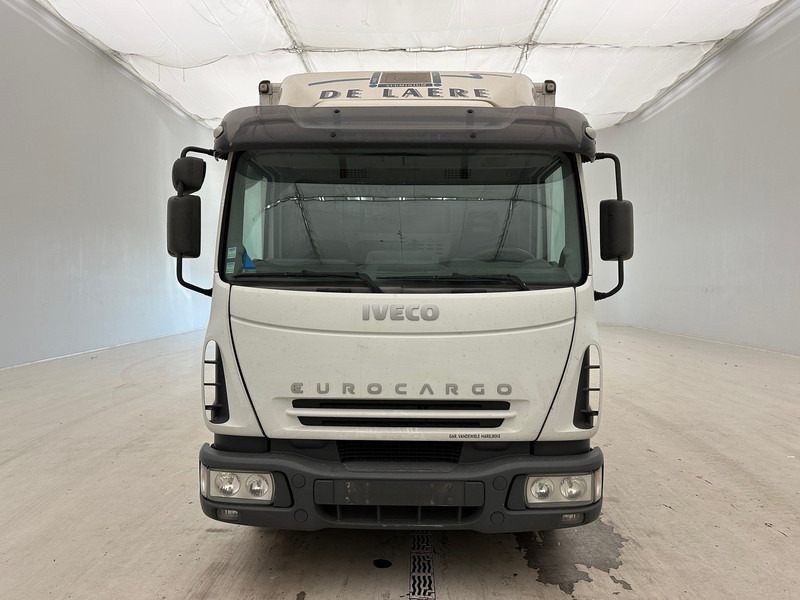 Iveco Eurocargo 100E18 - Box truck: picture 2 Iveco Eurocargo 100E18 - Box truck: picture 2
