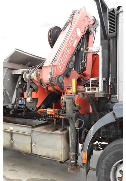 MAN 33.460 - 6x4 - Tipper, Crane truck: picture 4 MAN 33.460 - 6x4 - Tipper, Crane truck: picture 4