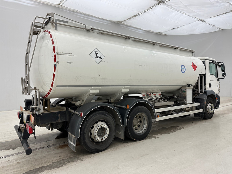 MAN TGM 26.340 - 6x2 - Tank truck: picture 4 MAN TGM 26.340 - 6x2 - Tank truck: picture 4