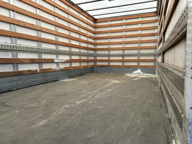 Mercedes-Benz Atego 1223L - Box truck: picture 3 Mercedes-Benz Atego 1223L - Box truck: picture 3