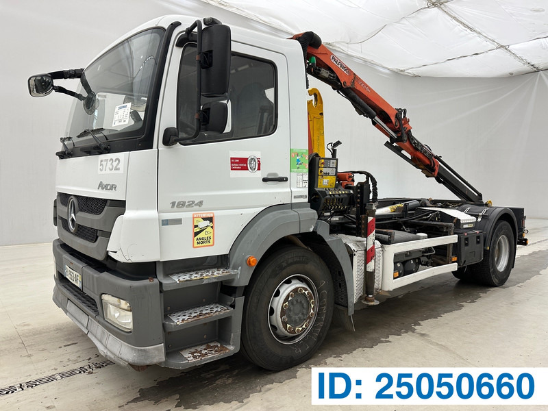 Mercedes-Benz Axor 1824 - Hook lift truck, Crane truck: picture 1 Mercedes-Benz Axor 1824 - Hook lift truck, Crane truck: picture 1