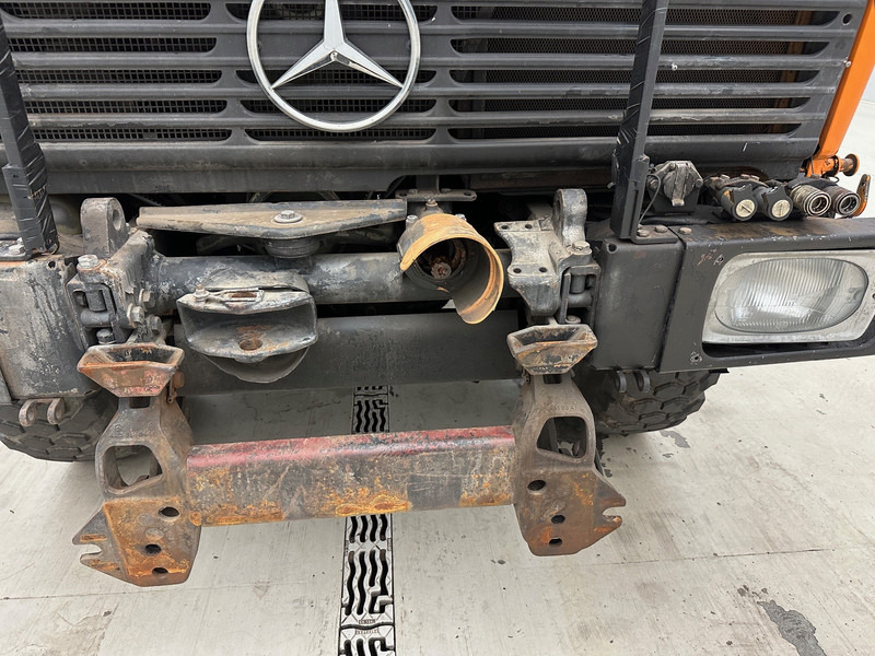 Mercedes-Benz Unimog U427 - 4x4 - Tipper: picture 3 Mercedes-Benz Unimog U427 - 4x4 - Tipper: picture 3