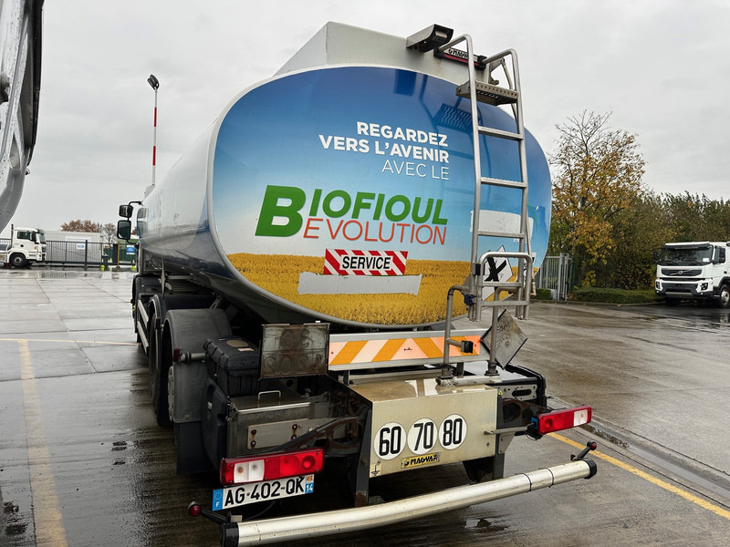 Renault Premium 320 DXi - 6x2 - Tank truck: picture 3 Renault Premium 320 DXi - 6x2 - Tank truck: picture 3