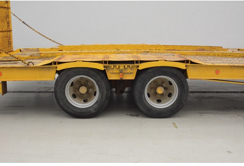 SERMA Low bed trailer* - Low loader semi-trailer: picture 4 SERMA Low bed trailer* - Low loader semi-trailer: picture 4
