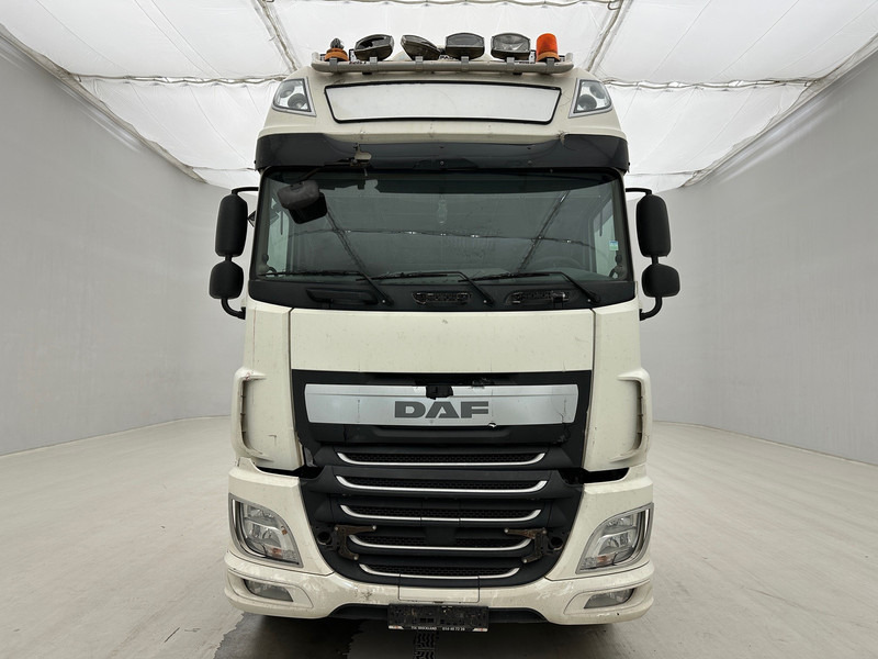 DAF XF 460 Super Space Cab* - Tractor unit: picture 2 DAF XF 460 Super Space Cab* - Tractor unit: picture 2