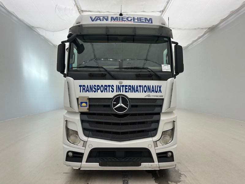 Mercedes-Benz Actros 1842 - Tractor unit: picture 2 Mercedes-Benz Actros 1842 - Tractor unit: picture 2