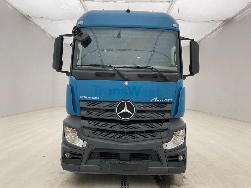 Mercedes-Benz Actros 1942 - Tractor unit: picture 2 Mercedes-Benz Actros 1942 - Tractor unit: picture 2