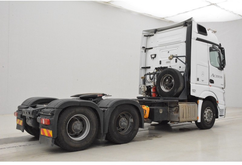 Mercedes-Benz Actros 2645 - 6x4 "NON-EU" - Tractor unit: picture 5 Mercedes-Benz Actros 2645 - 6x4 "NON-EU" - Tractor unit: picture 5