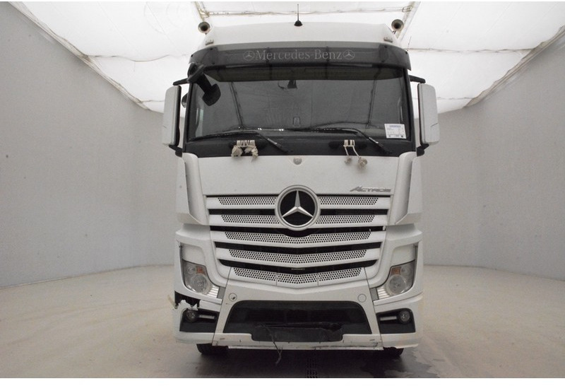 Mercedes-Benz Actros 2645 - 6x4 "NON-EU" - Tractor unit: picture 2 Mercedes-Benz Actros 2645 - 6x4 "NON-EU" - Tractor unit: picture 2