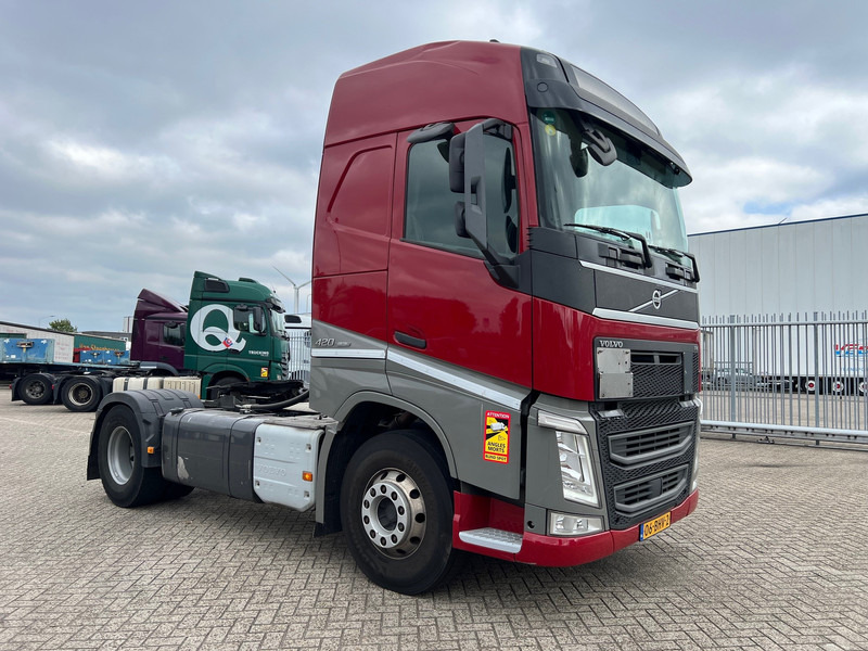 Volvo FH 420 Globetrotter - ADR - Tractor unit: picture 3 Volvo FH 420 Globetrotter - ADR - Tractor unit: picture 3