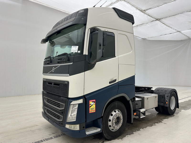 Volvo FH 420 Globetrotter - ADR - Tractor unit: picture 1 Volvo FH 420 Globetrotter - ADR - Tractor unit: picture 1