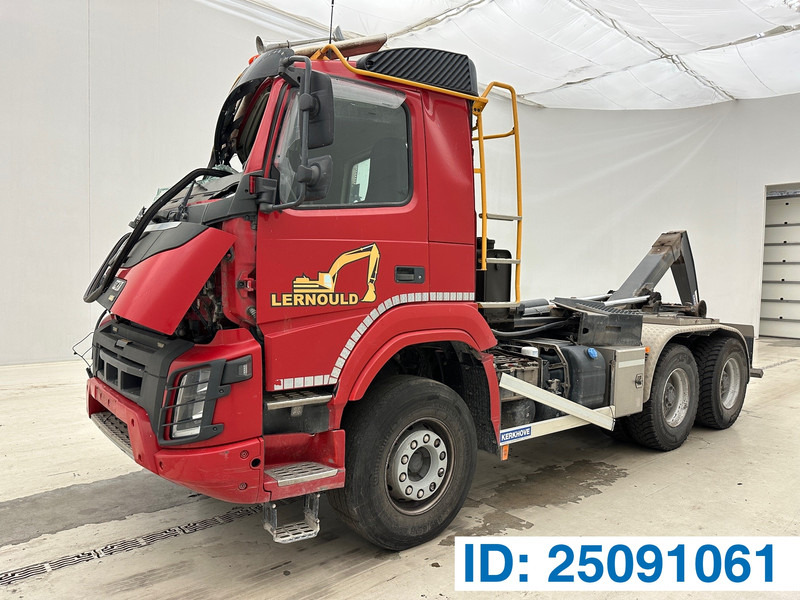 Volvo FMx 550 - 6x4 - Hook lift truck: picture 1 Volvo FMx 550 - 6x4 - Hook lift truck: picture 1