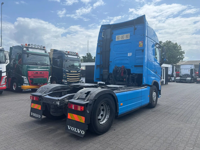 Volvo FH 460 Globetrotter Euro 6 - Tractor unit: picture 3 Volvo FH 460 Globetrotter Euro 6 - Tractor unit: picture 3