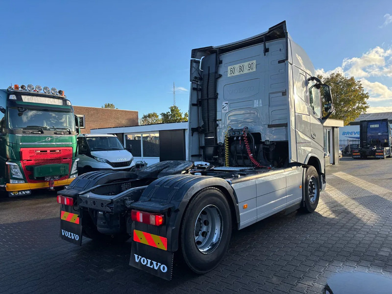 Volvo FH 500 Globetrotter Euro 6 - Tractor unit: picture 4 Volvo FH 500 Globetrotter Euro 6 - Tractor unit: picture 4