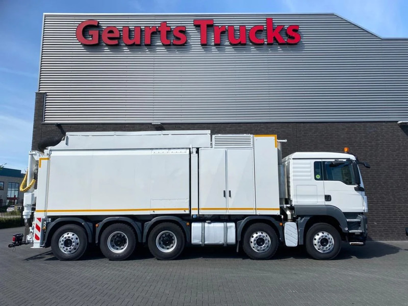 MAN TGS 35.440 10X4-6 BL TRIDEM RSP SAUGBAGGER/SUCTIONEXAVATOR/GRONDZUIGER - Vacuum truck: picture 4 MAN TGS 35.440 10X4-6 BL TRIDEM RSP SAUGBAGGER/SUCTIONEXAVATOR/GRONDZUIGER - Vacuum truck: picture 4