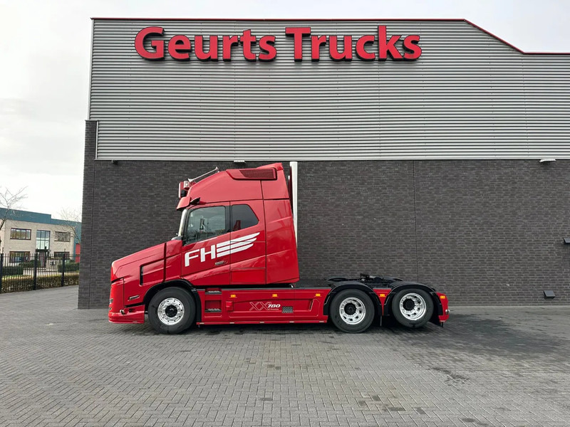 Volvo FH 16 VT5 780 XXL AERO NEW 6X2 BOOGIE TORPEDO/NOSE/HAUBE/SHOWTRUCK - Tractor unit: picture 1 Volvo FH 16 VT5 780 XXL AERO NEW 6X2 BOOGIE TORPEDO/NOSE/HAUBE/SHOWTRUCK - Tractor unit: picture 1