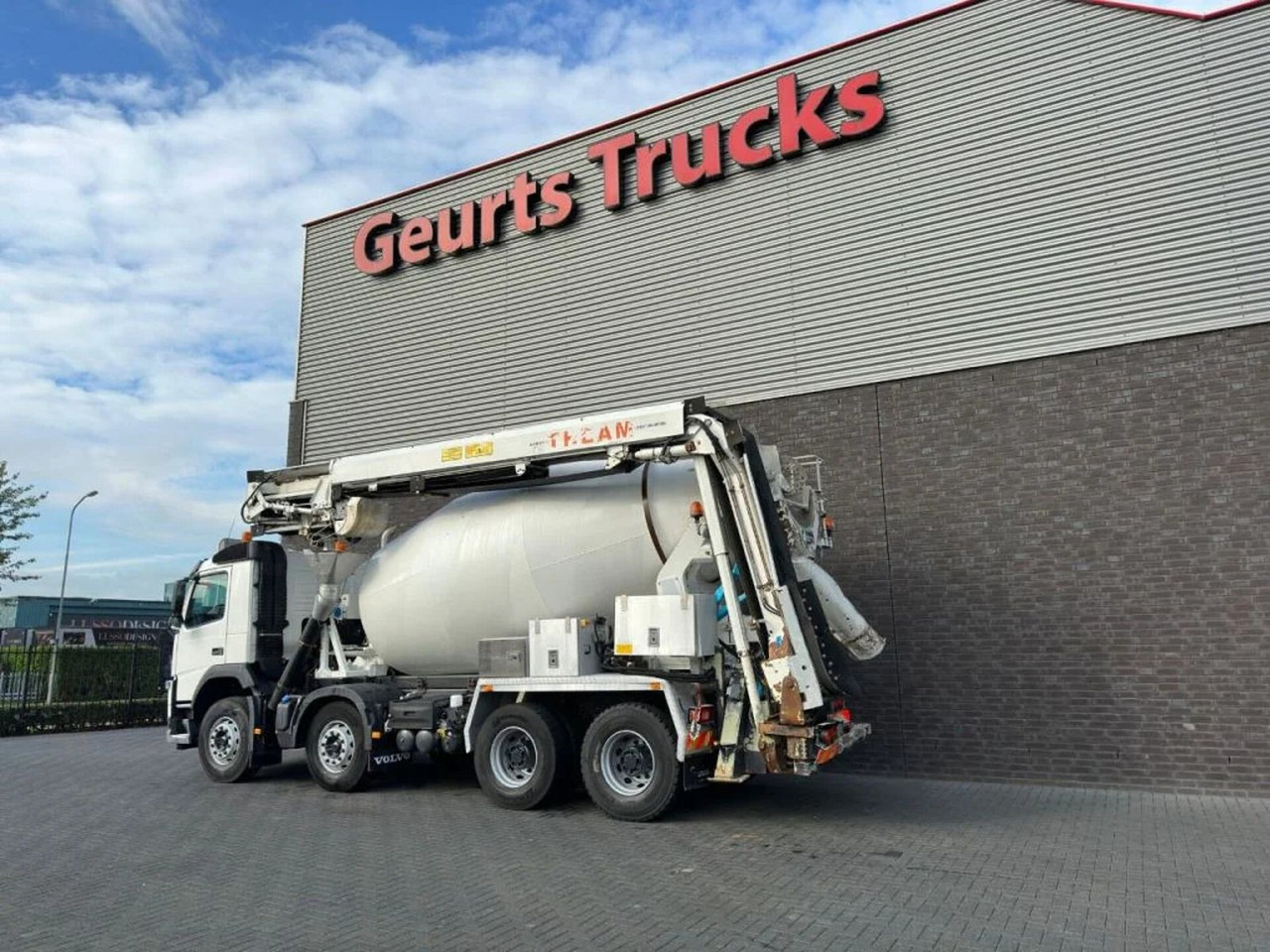 Volvo FM 410 8X4 + STETTER 9 M3 MIXER/MISCHER + THEAM - Concrete mixer truck: picture 3 Volvo FM 410 8X4 + STETTER 9 M3 MIXER/MISCHER + THEAM - Concrete mixer truck: picture 3