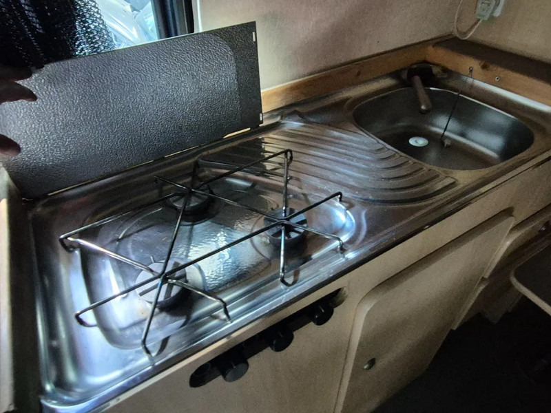 Camper van Chevrolet CAMPER CHEVY VAN 20D GLOBEMASTER.... V8 Diesel autom.: picture 13 Camper van Chevrolet CAMPER CHEVY VAN 20D GLOBEMASTER.... V8 Diesel autom.: picture 13