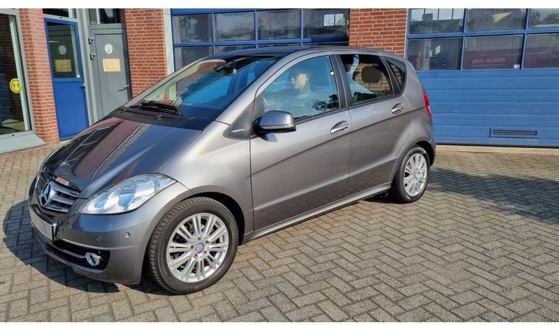Mercedes-Benz A-Klasse A160 Automaat Elegance.airco.trekhaak. - Car: picture 1 Mercedes-Benz A-Klasse A160 Automaat Elegance.airco.trekhaak. - Car: picture 1