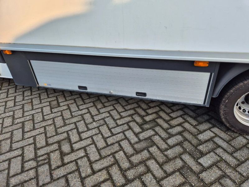 Mercedes-Benz Sprinnter . 516 cdi met laadklep - Closed box van: picture 5 Mercedes-Benz Sprinnter . 516 cdi met laadklep - Closed box van: picture 5