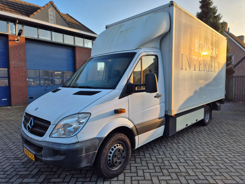 Mercedes-Benz Sprinnter . 516 cdi met laadklep - Closed box van: picture 2 Mercedes-Benz Sprinnter . 516 cdi met laadklep - Closed box van: picture 2