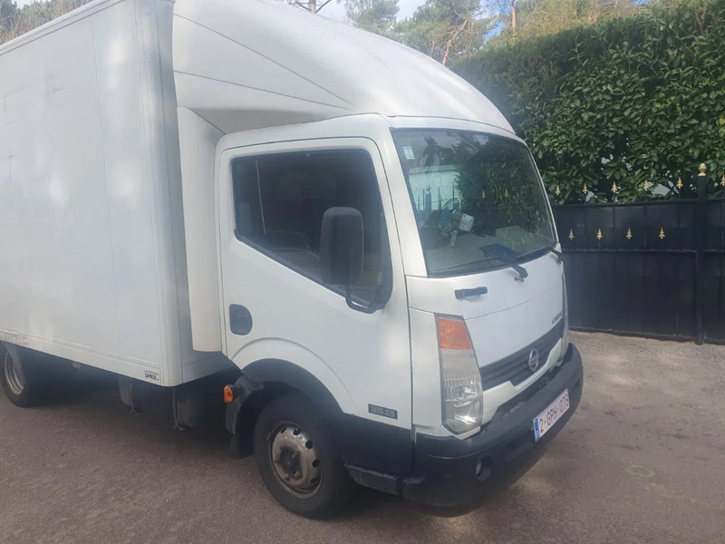 Nissan Cabstar TL3513 - Closed box van: picture 2 Nissan Cabstar TL3513 - Closed box van: picture 2