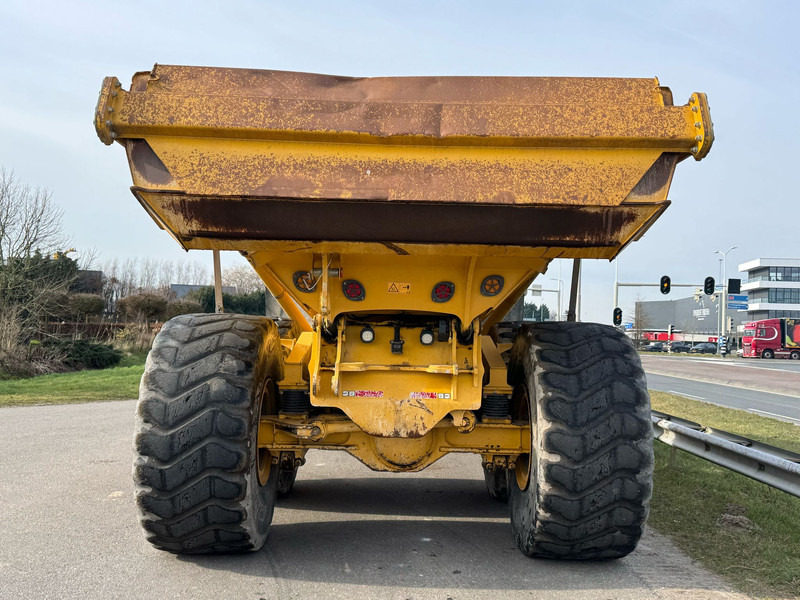 BELL B45E 6x6 - Articulated dumper: picture 4 BELL B45E 6x6 - Articulated dumper: picture 4