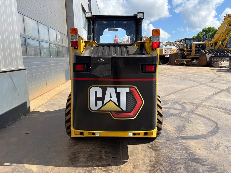 Caterpillar 216B3 - Loader: picture 4 Caterpillar 216B3 - Loader: picture 4