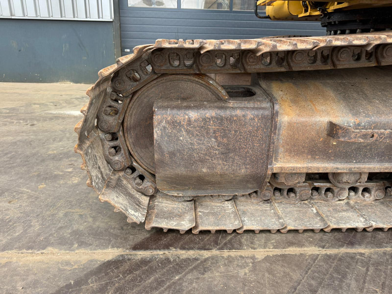 Crawler excavator Caterpillar 320EL: picture 11 Crawler excavator Caterpillar 320EL: picture 11