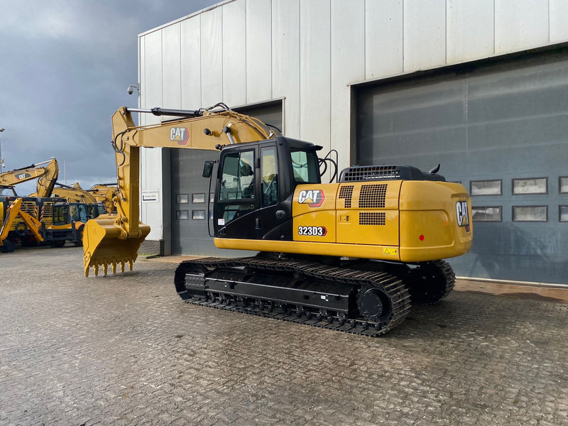 Caterpillar 323D3 - Crawler excavator: picture 3 Caterpillar 323D3 - Crawler excavator: picture 3