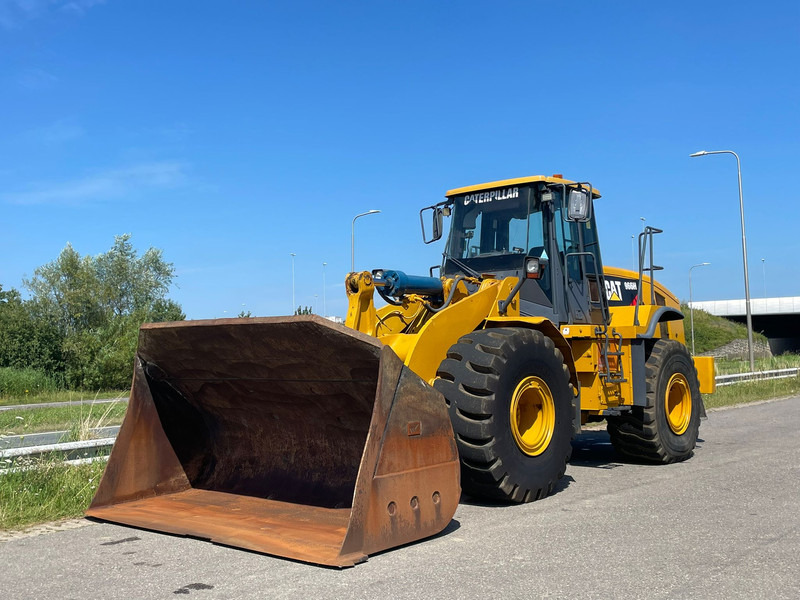Caterpillar 966H - Wheel loader: picture 2 Caterpillar 966H - Wheel loader: picture 2