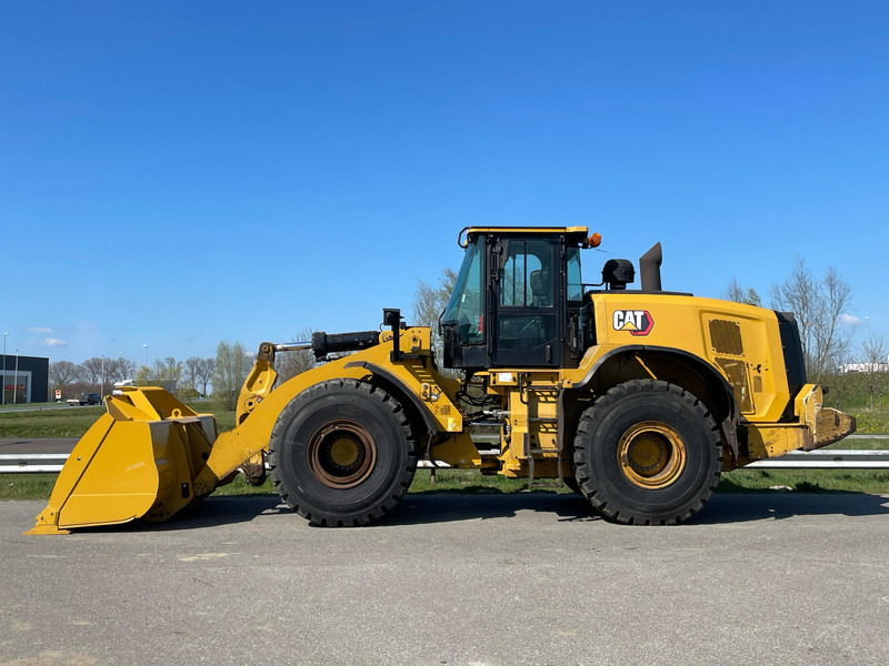 Caterpillar 972M XE - CE / new tires / new bucket edge - Wheel loader: picture 1 Caterpillar 972M XE - CE / new tires / new bucket edge - Wheel loader: picture 1