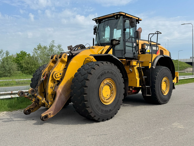 Caterpillar 980M - Wheel loader: picture 2 Caterpillar 980M - Wheel loader: picture 2