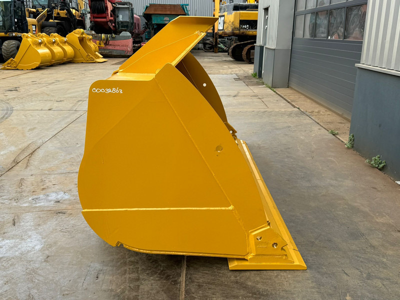 Caterpillar Loader Bucket PIN ON CAT 966, 972 4.2m3, 127in - Bucket: picture 4 Caterpillar Loader Bucket PIN ON CAT 966, 972 4.2m3, 127in - Bucket: picture 4