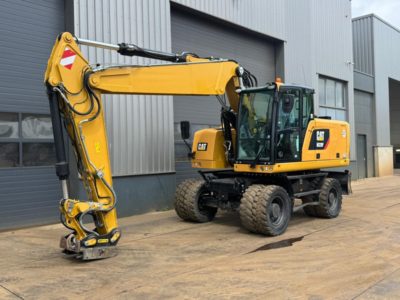 Caterpillar M320F - Wheel excavator: picture 2 Caterpillar M320F - Wheel excavator: picture 2
