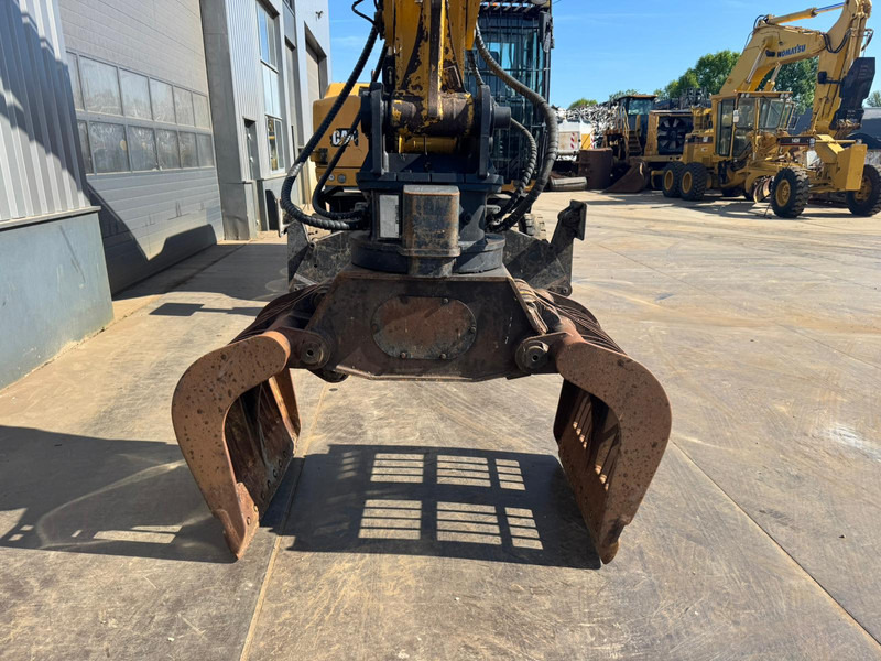 Waste/ Industry handler Caterpillar MH3022: picture 11 Waste/ Industry handler Caterpillar MH3022: picture 11