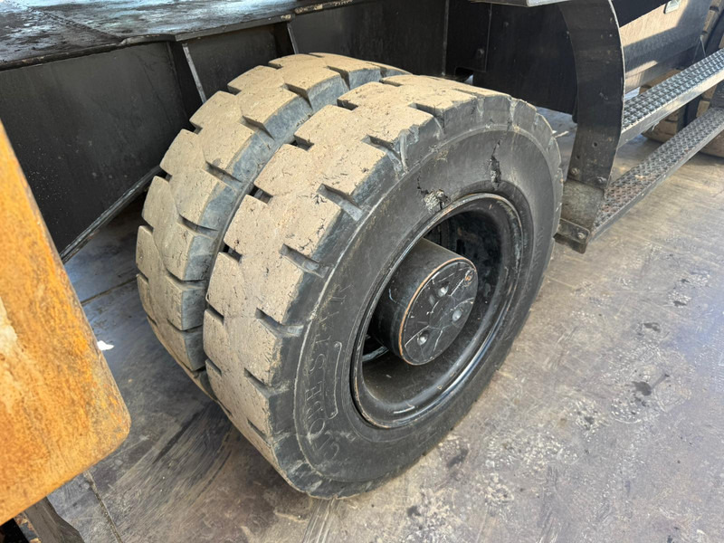 Waste/ Industry handler Caterpillar MH3022: picture 14 Waste/ Industry handler Caterpillar MH3022: picture 14