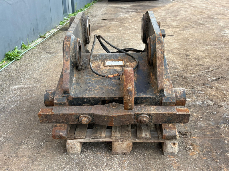 Quick coupler Caterpillar Quick Coupler CW70 for 374F: picture 7