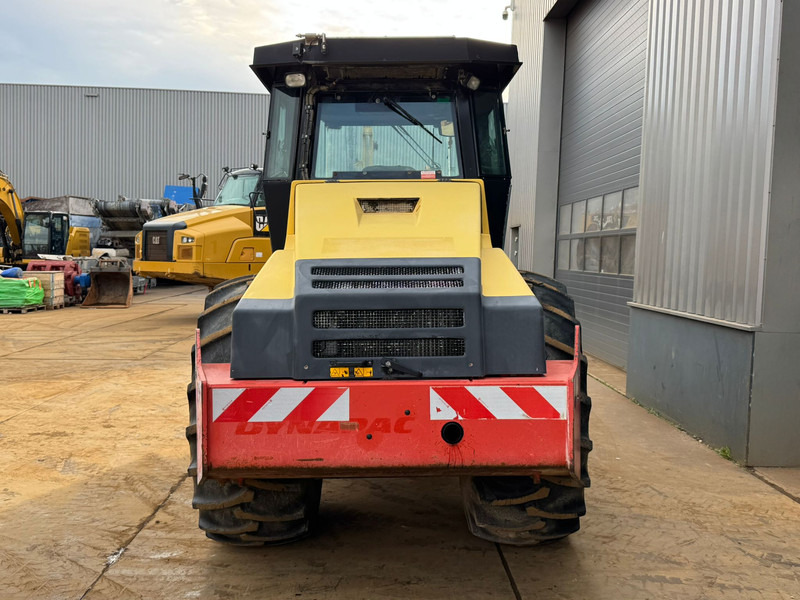 Dynapac CA302PD (13.6t) - Roller: picture 4 Dynapac CA302PD (13.6t) - Roller: picture 4