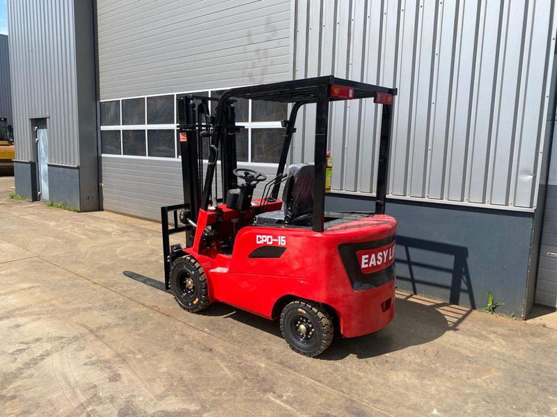 EASY LIFT CPD 15 - Forklift: picture 3 EASY LIFT CPD 15 - Forklift: picture 3