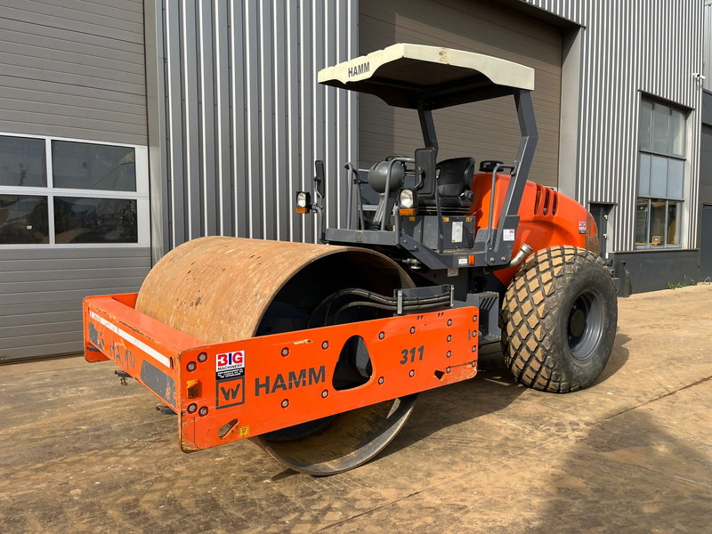 Hamm 311 Soil Compactor - Roller: picture 3 Hamm 311 Soil Compactor - Roller: picture 3