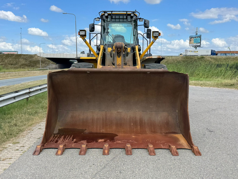 Wheel loader Komatsu WA470-5H: picture 10