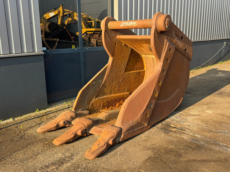 Lehnhoff HH8-1300mm Lehnhoff HS80-100 - Bucket: picture 1 Lehnhoff HH8-1300mm Lehnhoff HS80-100 - Bucket: picture 1