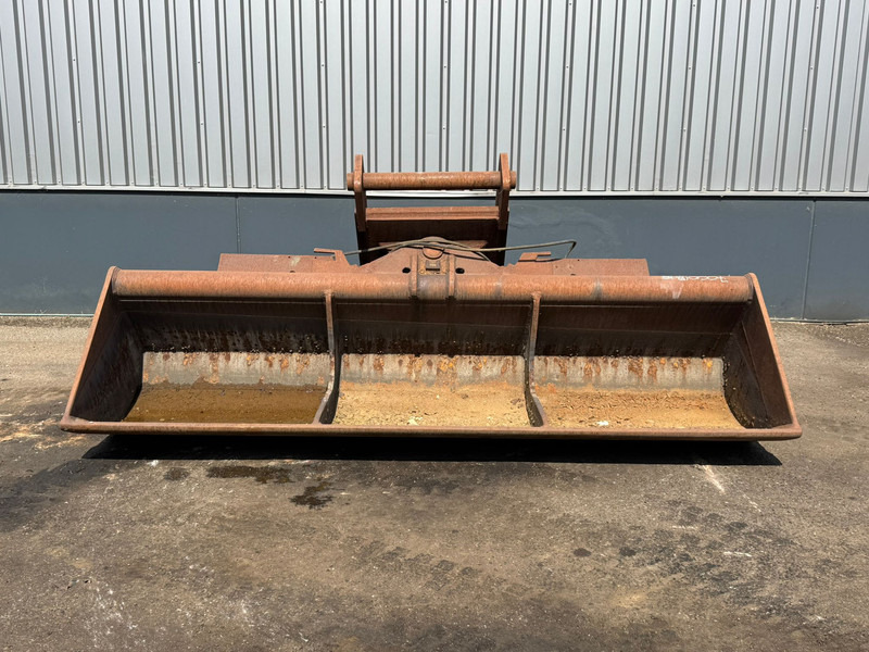 Lehnhoff Tilting Bucket ngt-3500 Lehnhoff HS40 - Bucket: picture 2 Lehnhoff Tilting Bucket ngt-3500 Lehnhoff HS40 - Bucket: picture 2