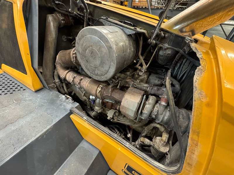 Wheel loader Liebherr L580: picture 16 Wheel loader Liebherr L580: picture 16